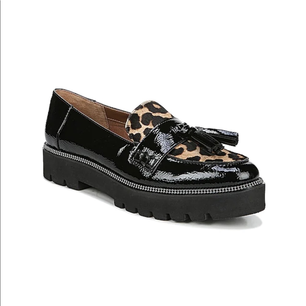 NIB LEOPARD PLATFORM LOAFER